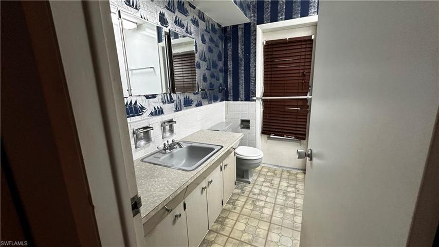 Main Bath