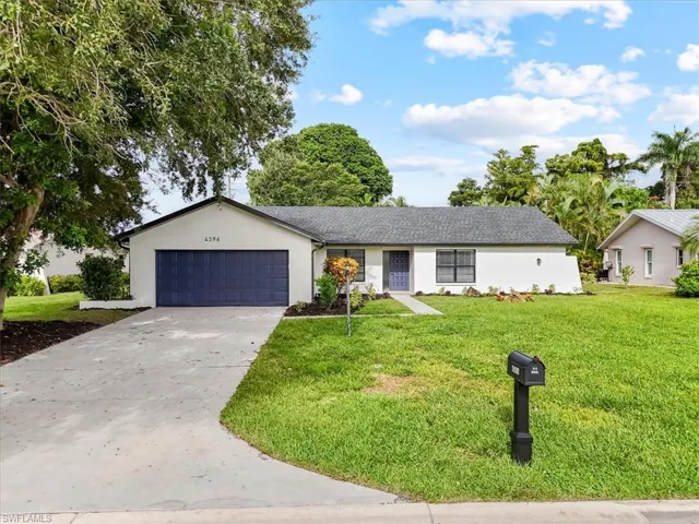 4396  Beechwood Lake  DR, Naples, FL 34112