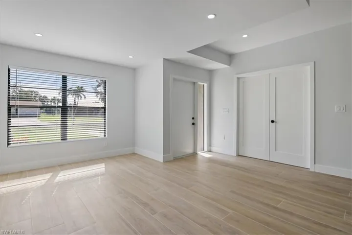 4396  Beechwood Lake  DR, Naples, FL 34112