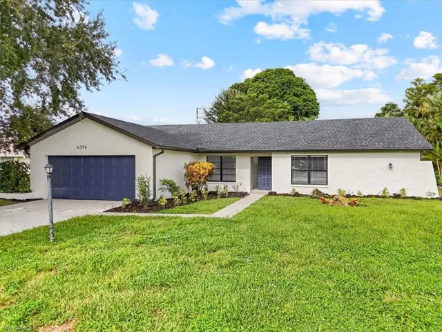 4396  Beechwood Lake  DR, Naples, FL 34112