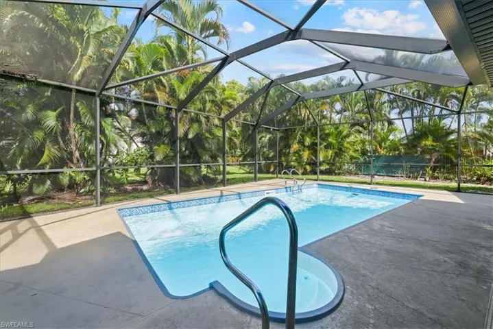 4396  Beechwood Lake  DR, Naples, FL 34112