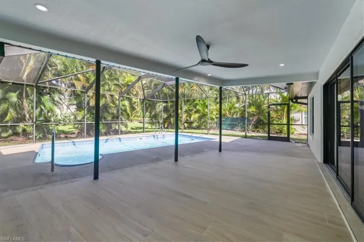 4396  Beechwood Lake  DR, Naples, FL 34112