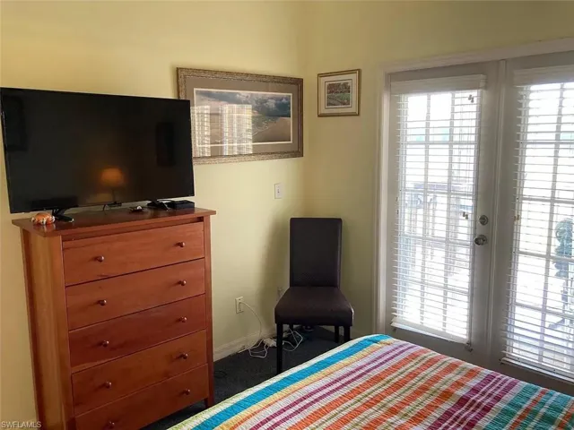 8200 Twelve Oaks Cir 423, Naples, Florida 34113