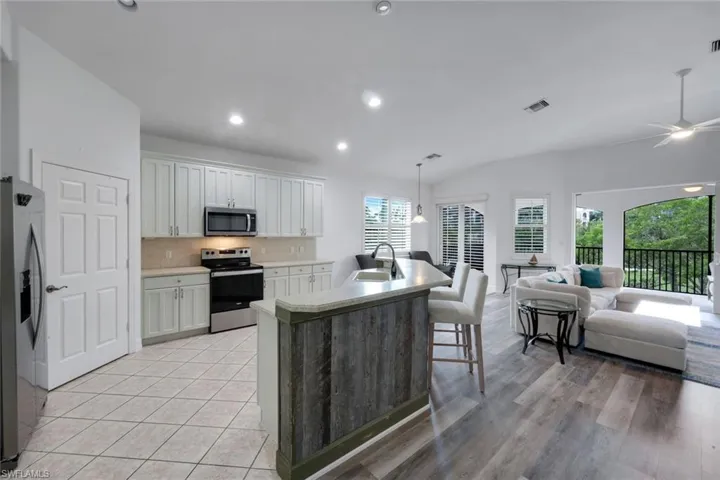 1277 Rialto Way 201, Naples, Florida 34114