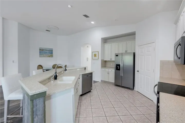 1277 Rialto Way 201, Naples, Florida 34114