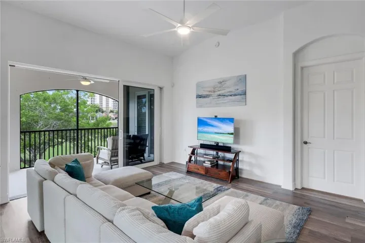 1277 Rialto Way 201, Naples, Florida 34114