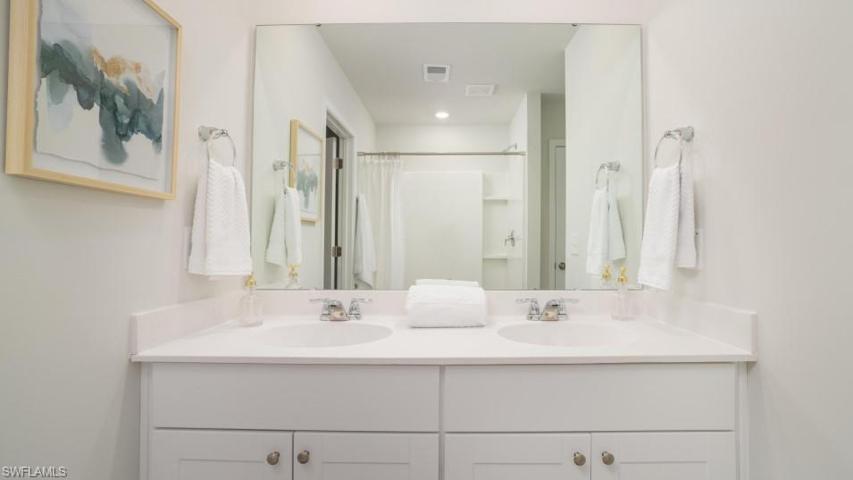 20091 Caroline Creek PL, LEHIGH ACRES FL 33974
