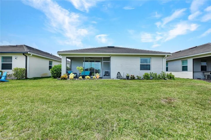 2622 Scarlet Way, Naples, Florida 34120