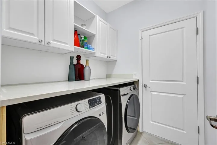 2622 Scarlet Way, Naples, Florida 34120