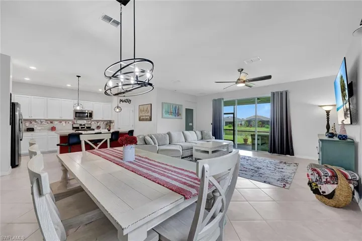2622 Scarlet Way, Naples, Florida 34120
