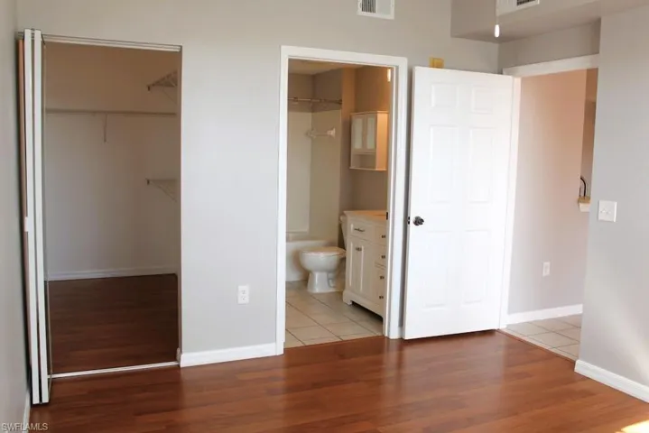 15605 Ocean Walk Cir 303, Fort Myers, Florida 33908