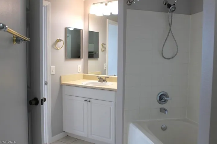 15605 Ocean Walk Cir 303, Fort Myers, Florida 33908