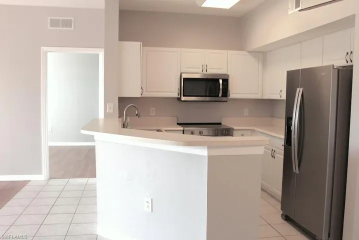 15605 Ocean Walk Cir 303, Fort Myers, Florida 33908