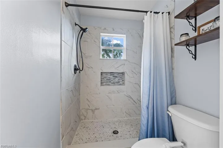 8169 Pacific Beach Dr, Fort Myers, Florida 33966