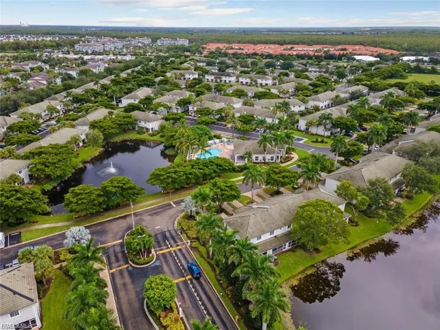 8169 Pacific Beach Dr, Fort Myers, Florida 33966