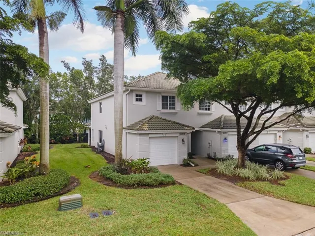 8169 Pacific Beach Dr, Fort Myers, Florida 33966