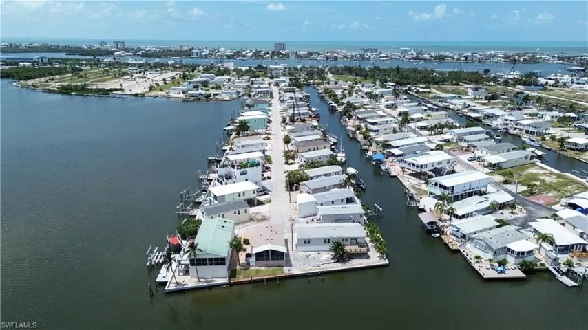 36 Emily Ln, Fort Myers Beach Fl 33931