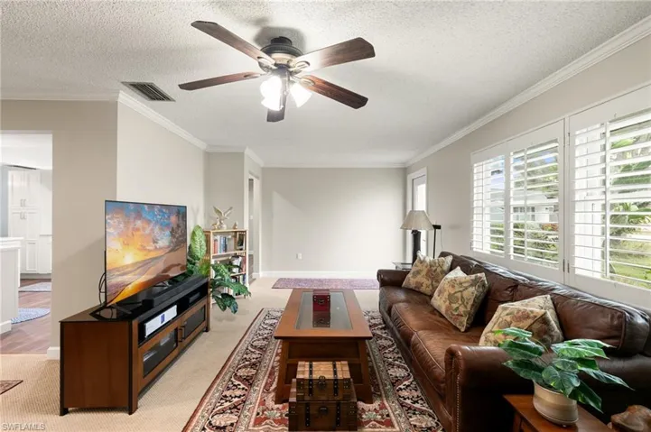 212  Potomac  PL, Naples, FL 34112