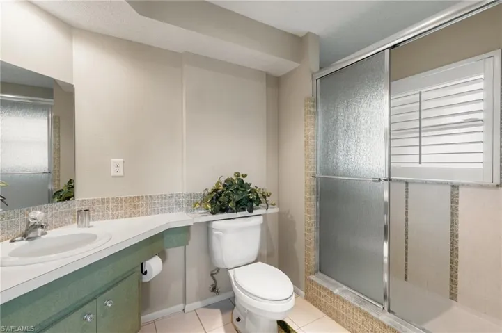 212  Potomac  PL, Naples, FL 34112