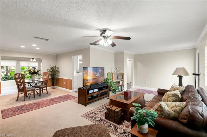 212  Potomac  PL, Naples, FL 34112