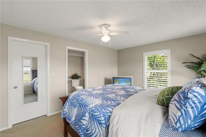 212  Potomac  PL, Naples, FL 34112