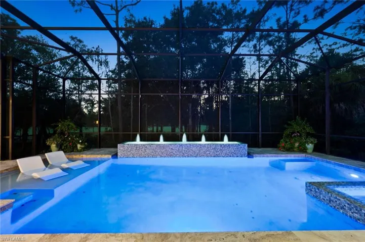 6641 Edgecumbe Dr, Naples, Florida 34119