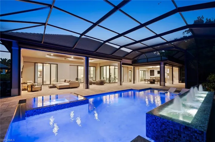 6641 Edgecumbe Dr, Naples, Florida 34119