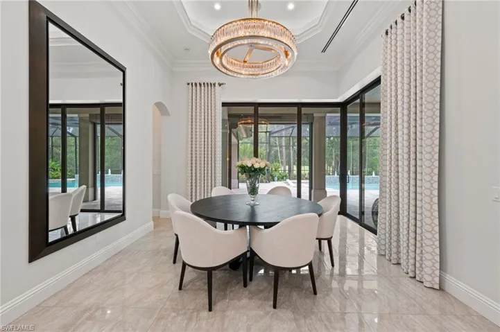 6641 Edgecumbe Dr, Naples, Florida 34119