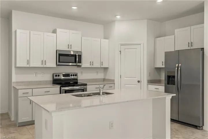 4037 Villa Doria Ct, North Fort Myers, Florida 33917