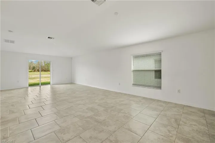 4037 Villa Doria Ct, North Fort Myers, Florida 33917