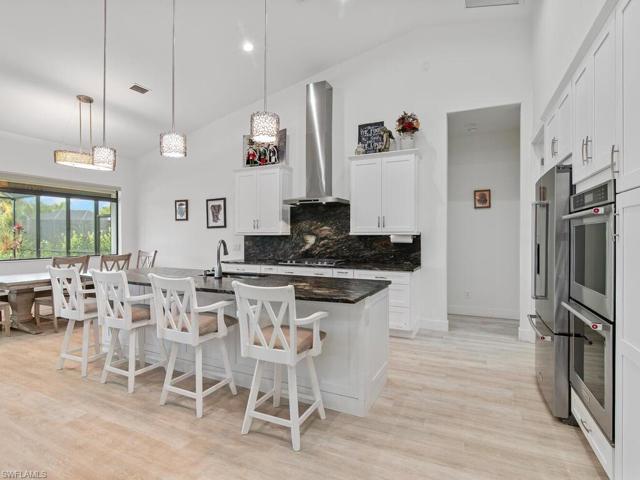 199 Cays DR, NAPLES FL 34114