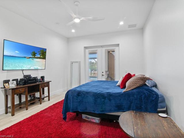 199 Cays DR, NAPLES FL 34114