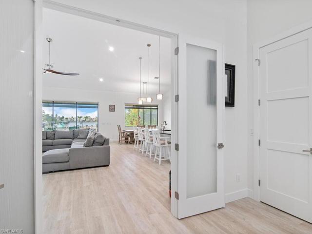 199 Cays DR, NAPLES FL 34114
