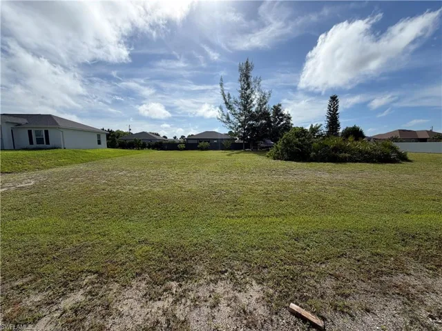 4021 Ne 9th Pl, Cape Coral, Florida 33909