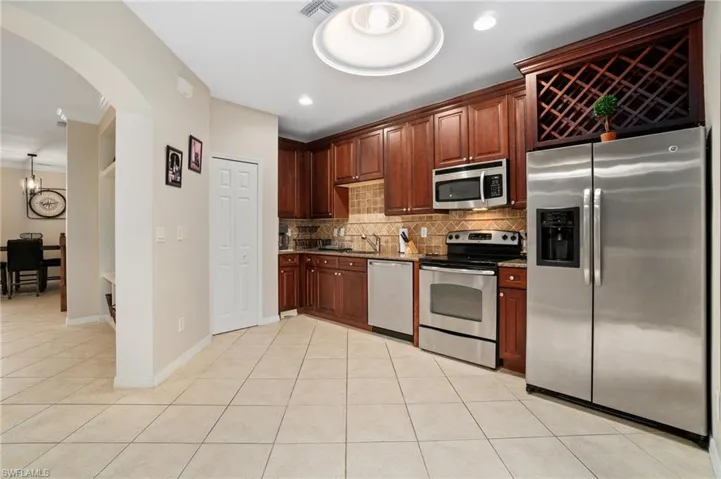 17577  Brickstone  LOOP, Fort Myers, FL 33967