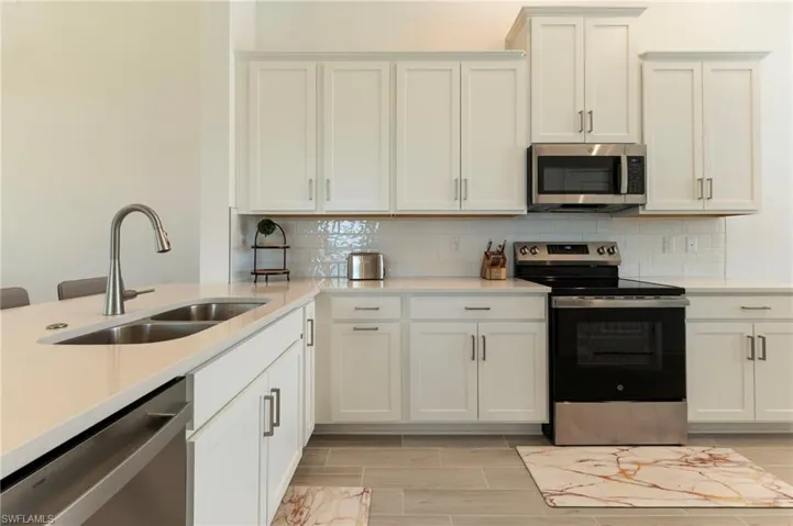11801 Venetian Lagoon Dr 201, Fort Myers, Florida 33913