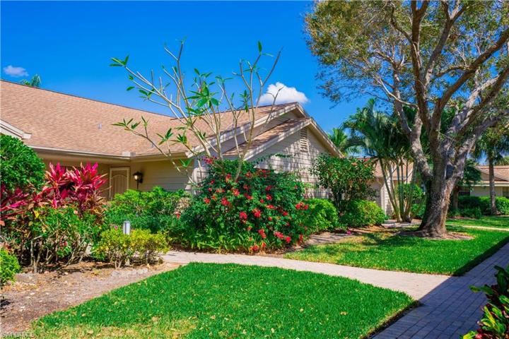 6648  Tannin  LN, NAPLES, FL 34109