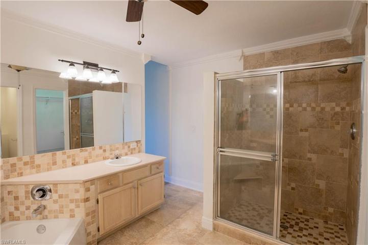6648  Tannin  LN, NAPLES, FL 34109