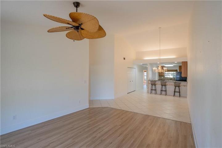 6648  Tannin  LN, NAPLES, FL 34109