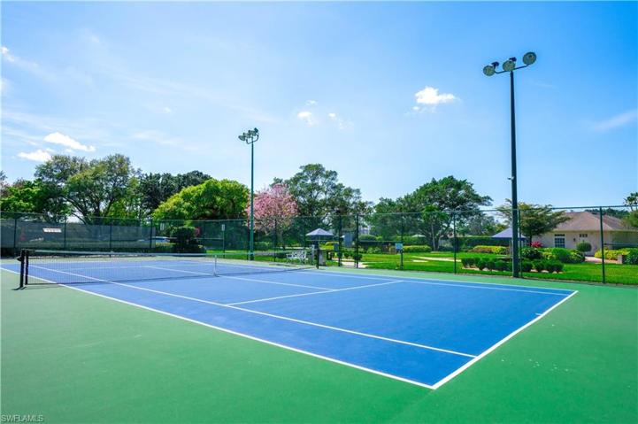 6648  Tannin  LN, NAPLES, FL 34109