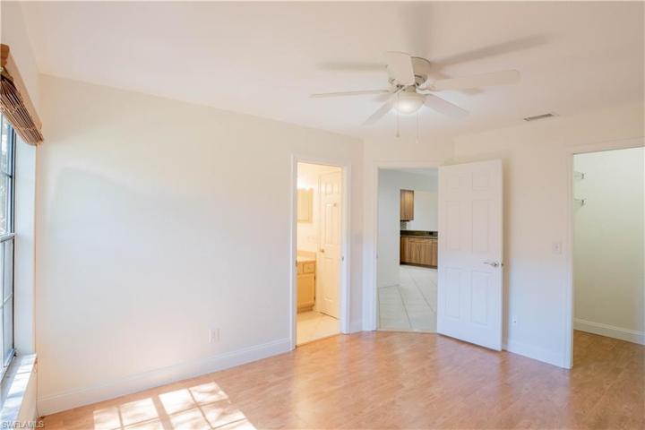 6648  Tannin  LN, NAPLES, FL 34109