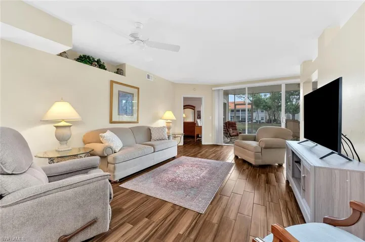 7528  Oleander Gate  DR, Naples, FL 34109