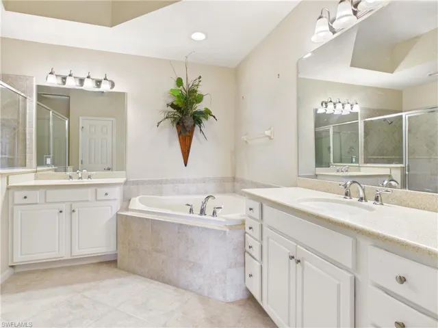 12971 Pennington Pl 102, Fort Myers, Florida 33913