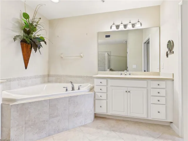 12971 Pennington Pl 102, Fort Myers, Florida 33913
