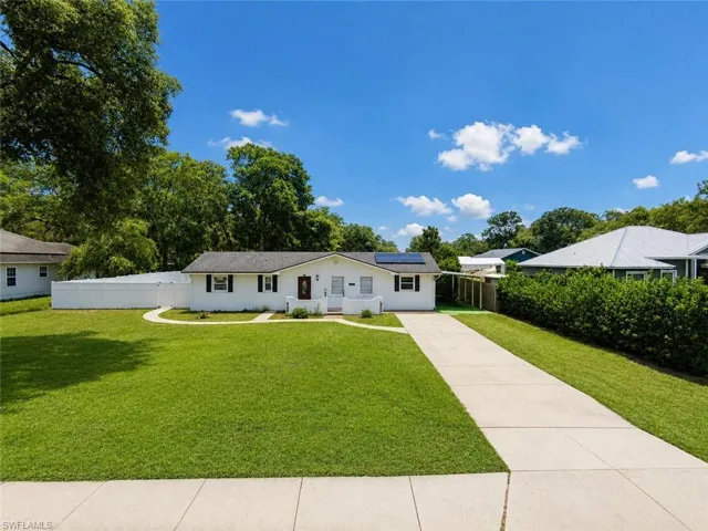655 Pointview Rd, Keystone Heights, Florida 32656