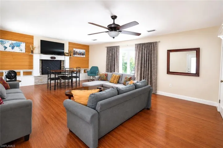 655 Pointview Rd, Keystone Heights, Florida 32656
