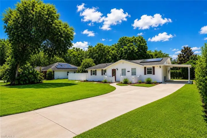 655 Pointview Rd, Keystone Heights, Florida 32656