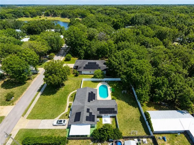 655 Pointview Rd, Keystone Heights, Florida 32656