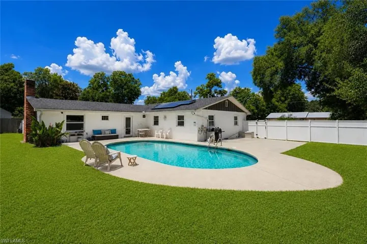 655 Pointview Rd, Keystone Heights, Florida 32656