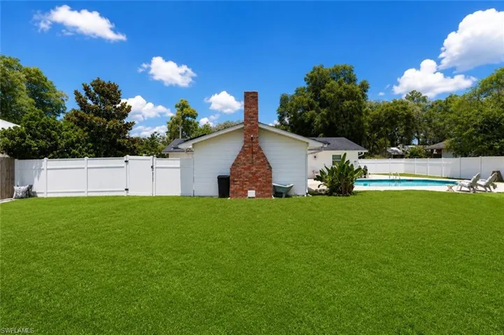 655 Pointview Rd, Keystone Heights, Florida 32656